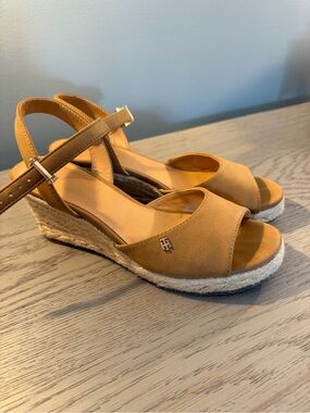 Tommy Hilfiger Tan Espadrille Wedge Sandals